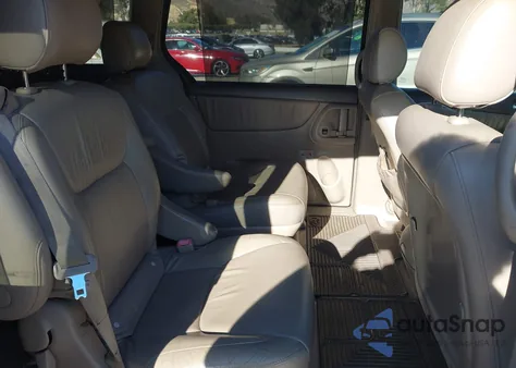 2006 Toyota Sienna Xle from USA, damaged, VIN 5TDZA22C16S429970